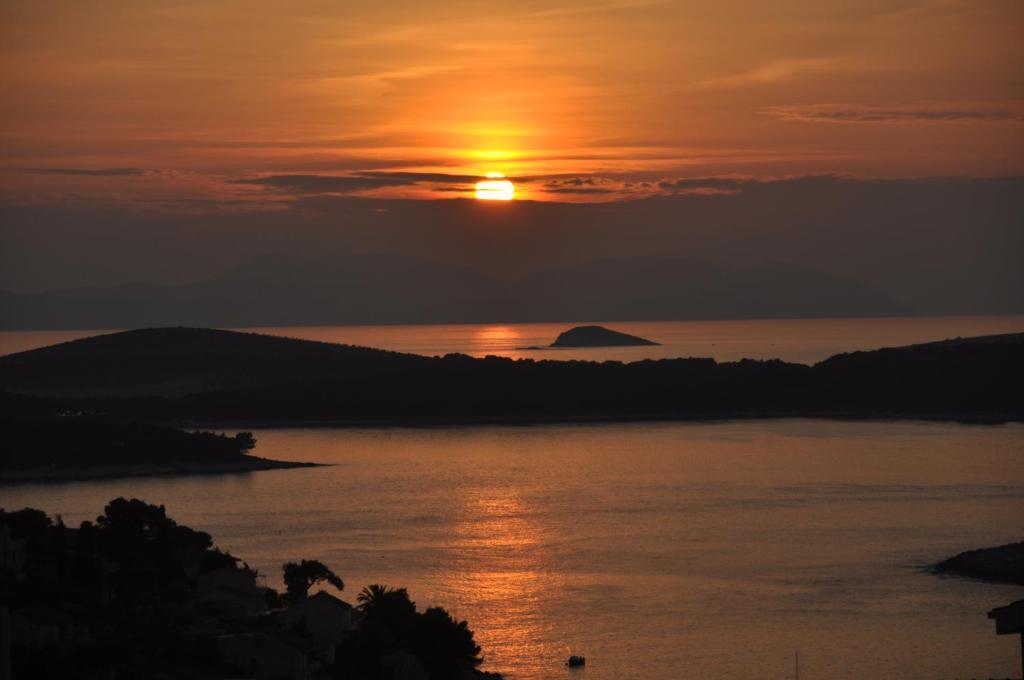 Guest House Stefica Hvar Town Bagian luar foto