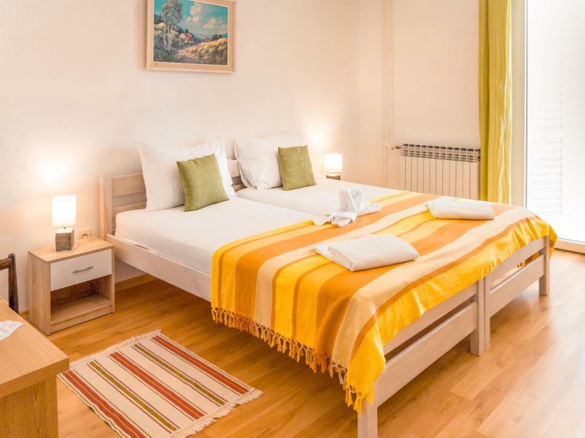 Guest House Stefica Hvar Town Bagian luar foto